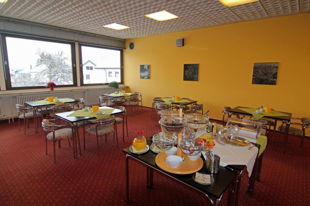 Hotel Sunny Side Up Dauchingen Exterior foto